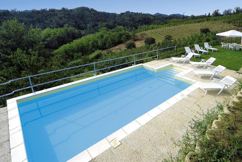 Villa Agriturismo Cascina Vrona à Monteu Roero Extérieur photo